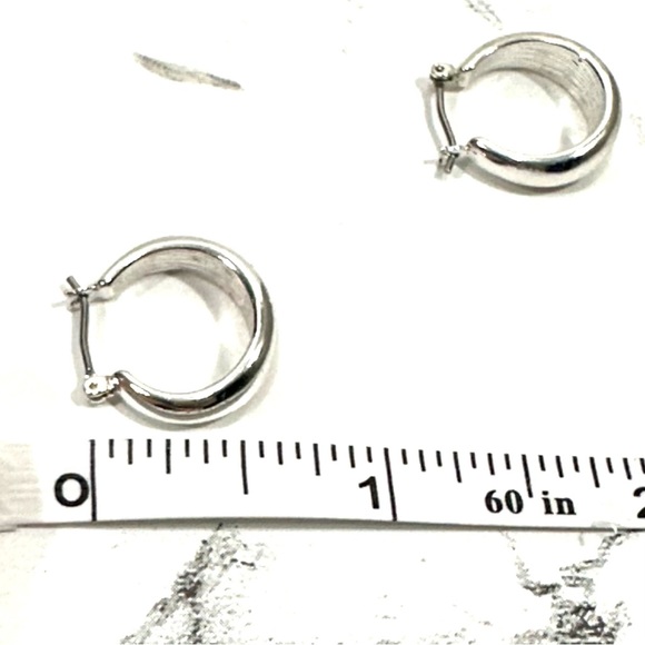 New Dome Stud Sleek Half Hoop Huggie Earrings - Picture 3 of 6